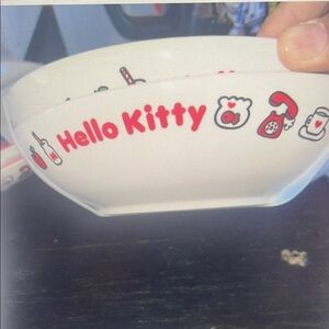 Hello Kitty White and Red Dinnerware Bowl